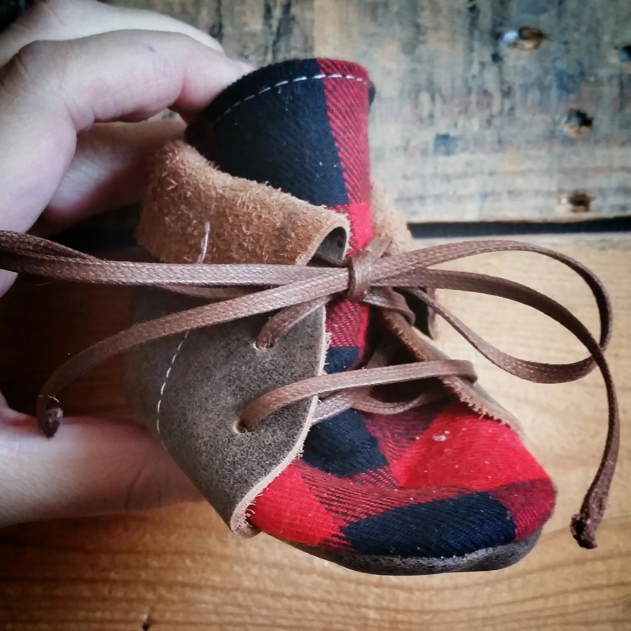 Blue plaid Canadian Winter Fold Top tan Desert Boots