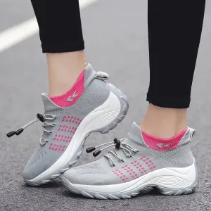 ORTHOPEDIC SNEAKERS WITH STRETCHABLE CUSHION